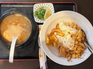 Zuu&Hein Myanamar Tea House