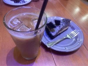 マザームーンカフェ umie店