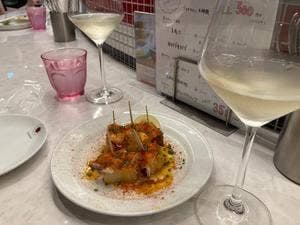 ワイン食堂ヒノマル ココノ ススキノ店