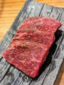 塩ホルモン・赤身肉 太陽