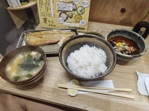 麦とろ 多摩山荘 小石川店