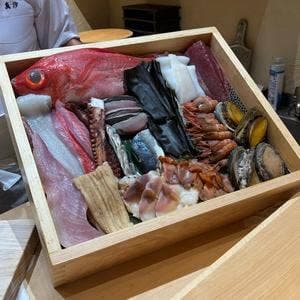 鮨 真汐