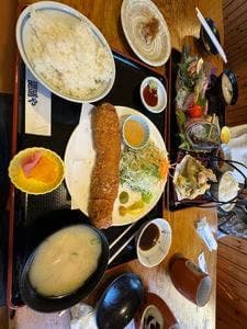 遊膳や