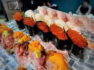 寿司と日本酒よってき