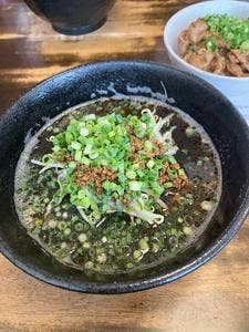 筑豊的担々麺 烏龍 直方本店