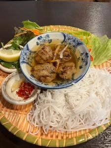 MOC POH 長野駅前店