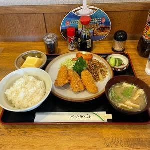 勝利軒食堂