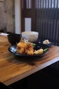 天ぷらとおでんと日本酒 かしわ 西新宿店