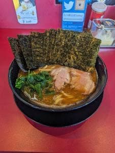 家系ラーメン たつ家