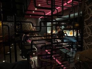Beck on Bar