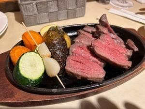 土佐あかうしとワイン プティヴェール