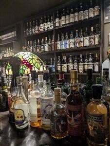ダイニングバー 中野十一中