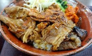 肉のヤマ牛 ジョイフル本田瑞穂