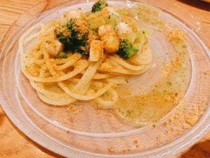 生ハムとワインの店 RACONDO