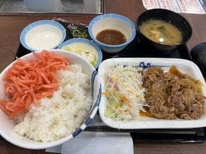 松屋 福井御幸店