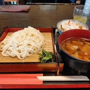 そば・ほうとう・郷土料理 信玄 大月店