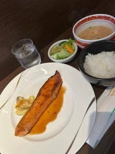 ヌーベル クアトロ