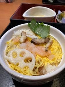 和食さと 堀越学園前店