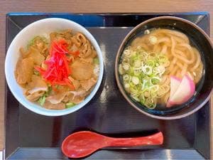 もち吉 水車うどん