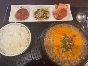 韓国家庭料理 味楽