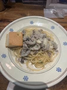トラットリア ピエトラ ビアンカ
