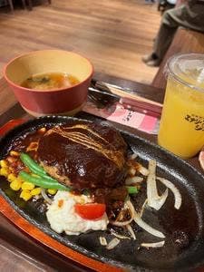 立ち飲み JUICCCY