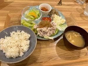 庭食屋+Cafe uraniwa.