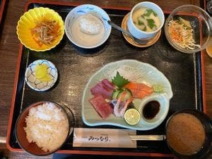 みつなり