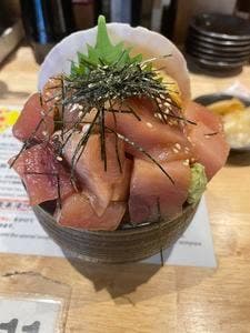どんぶり次郎 生田新道店