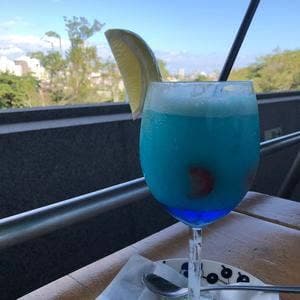 カフェ モーツァルト テオ