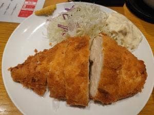 鶏串煮込み しみる 博多天神店