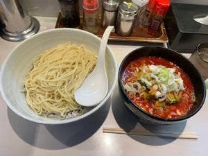 大八 湯麺