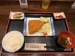 塩・酒・肴 中井商店