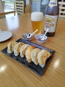 杉ちゃん餃子 つつむ