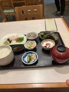 お食事処 鈴章