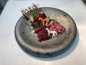 馬肉専門販売店 さくら商店