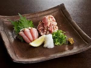 炭火焼鳥 紬