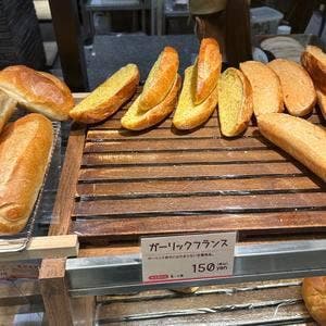 100YEN BAKERY Yakitatei イオンモール大阪ドームシティ店