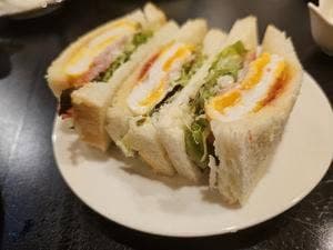 カフェドポーセレン