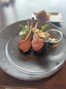 ワカヌイ グリル ダイニング バー 東京