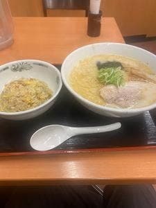 日高屋 西新井西口店