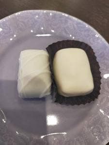 レオニダス 浅草店