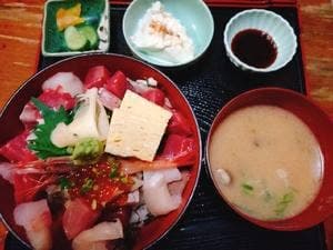 和らぎ亭 しまや