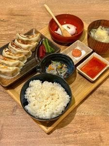 肉汁餃子のダンダダン 赤坂店