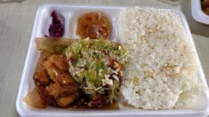 から揚げ専門店 とりのトリコ 本荘石脇店