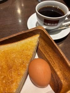 支留比亜珈琲店 港七番町店