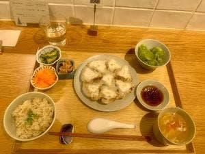 溢彩流香 餃子小厨 恵比寿