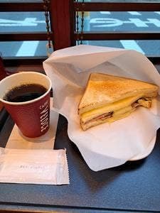 カフェ・ベローチェ 人形町店