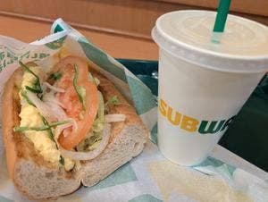 サブウェイ 晴海トリトン店