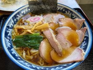 本格手打ちラーメン 英
